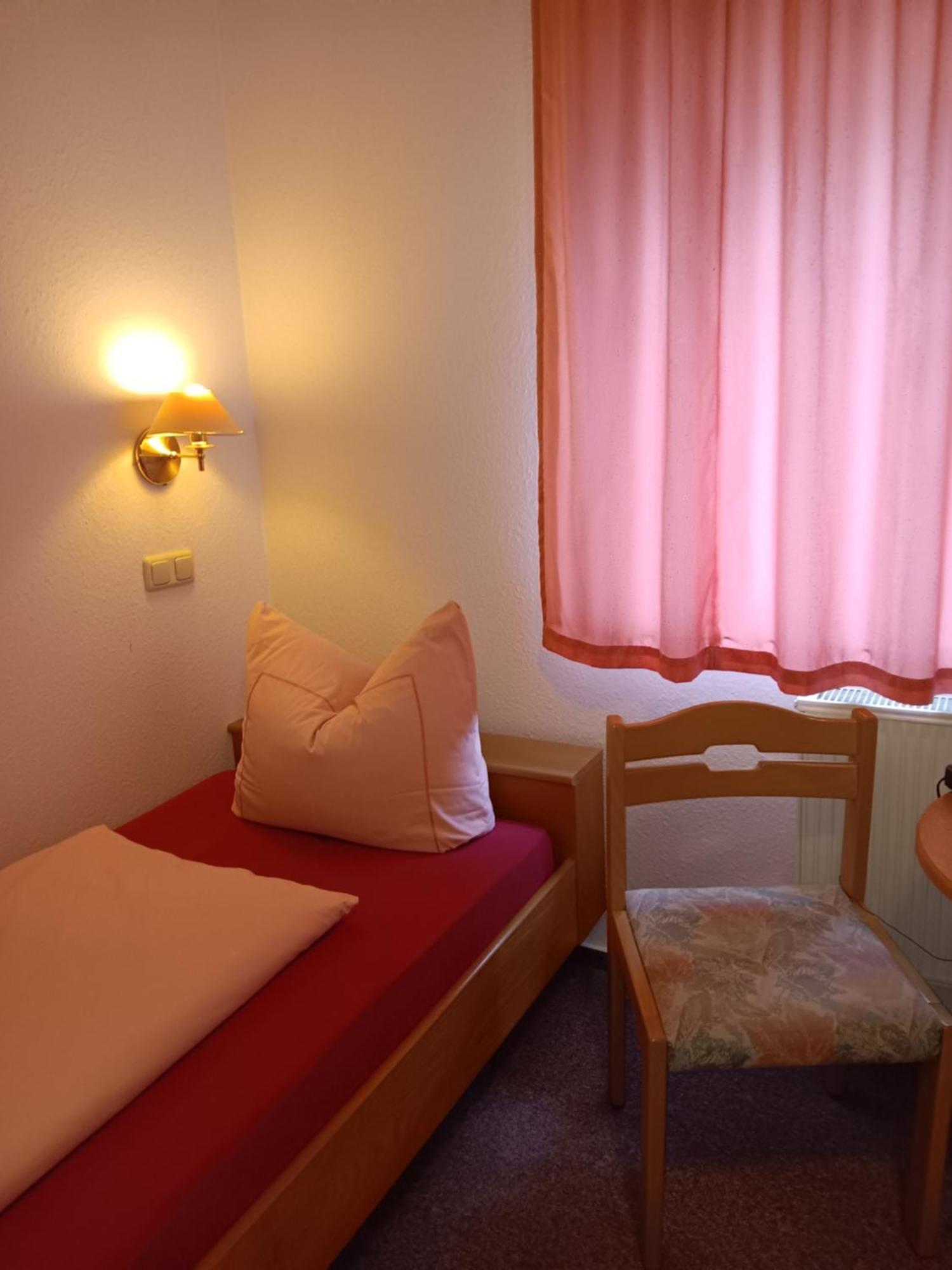 Hotel Burghof Schwarzatal Экстерьер фото