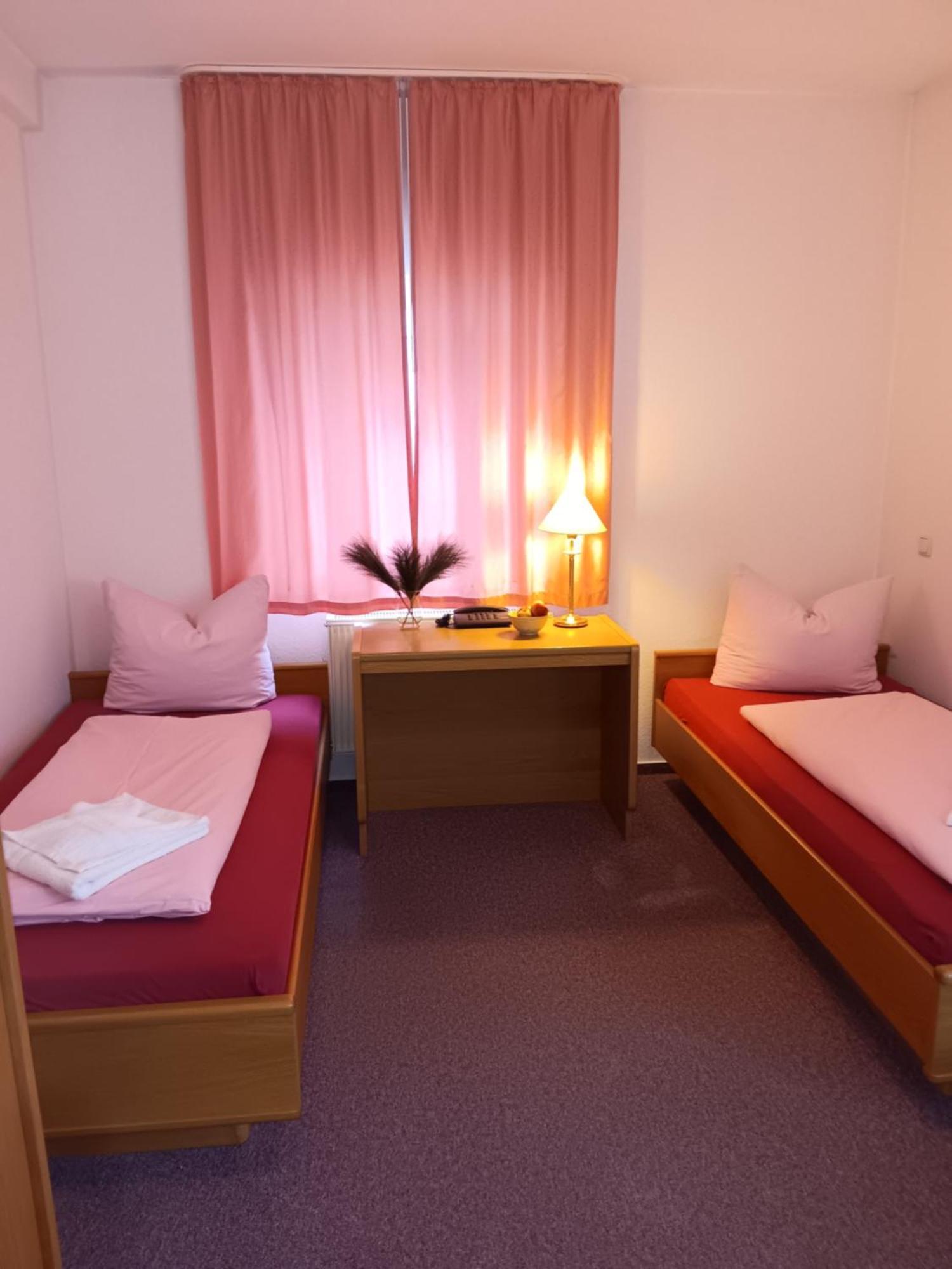 Hotel Burghof Schwarzatal Экстерьер фото